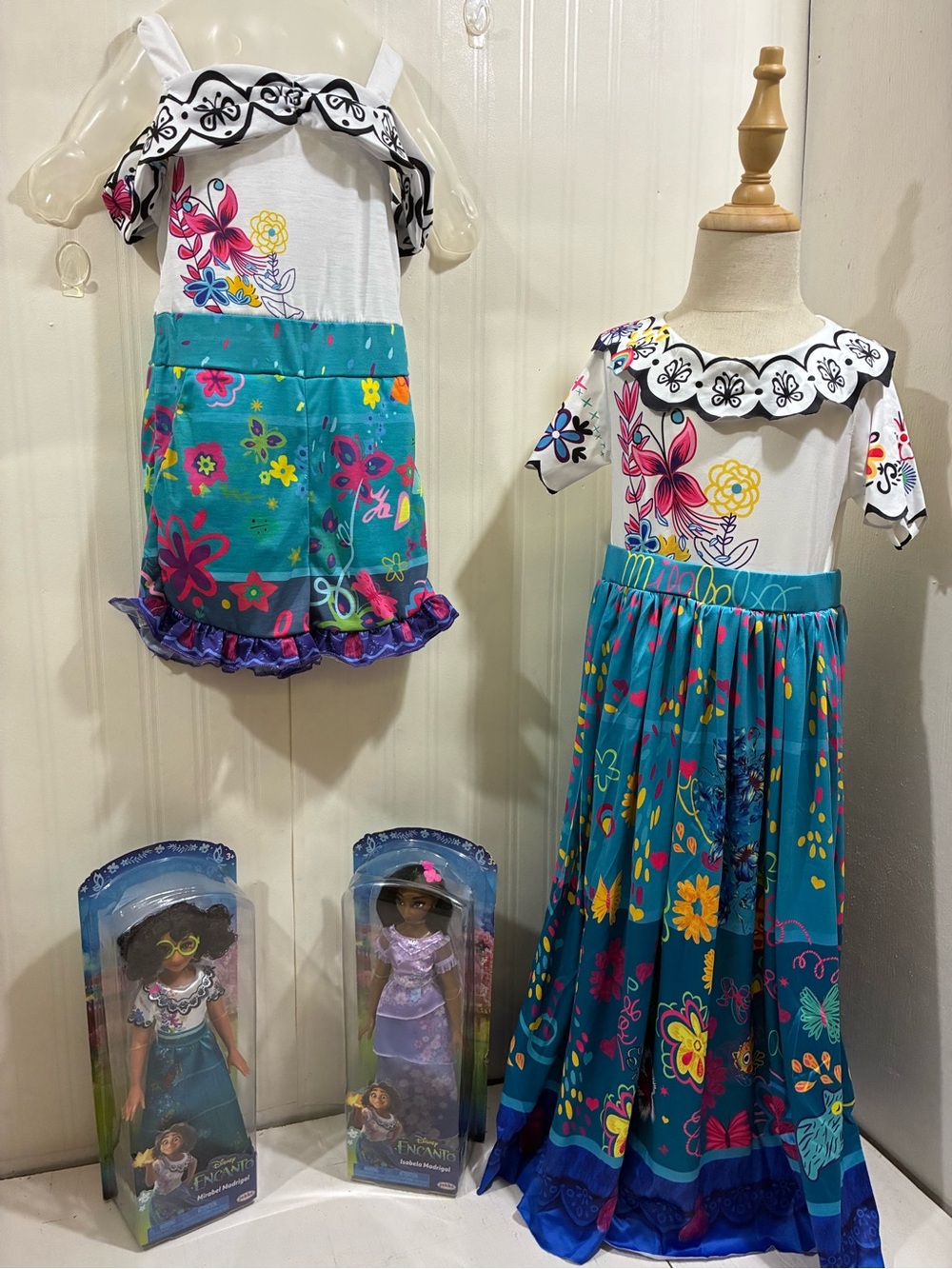 Disney Encanto dress up and doll bundle!